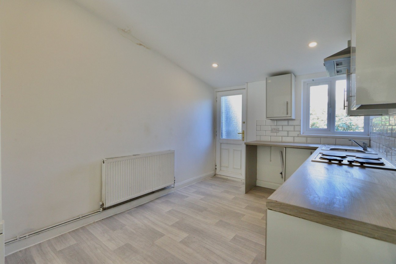 Ayron Street, Ferndale, CF43
