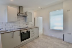 Ayron Street, Ferndale, CF43