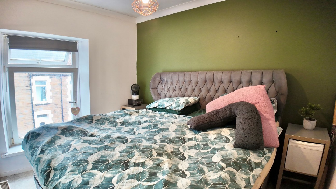 Herbert Street, Brithdir, NP24