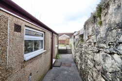 Jones Street, Phillipstown, NP24