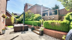 Blacksmith Close, Oakdale, NP12