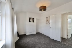 Derwendeg Avenue, Cefn Fforest, NP12