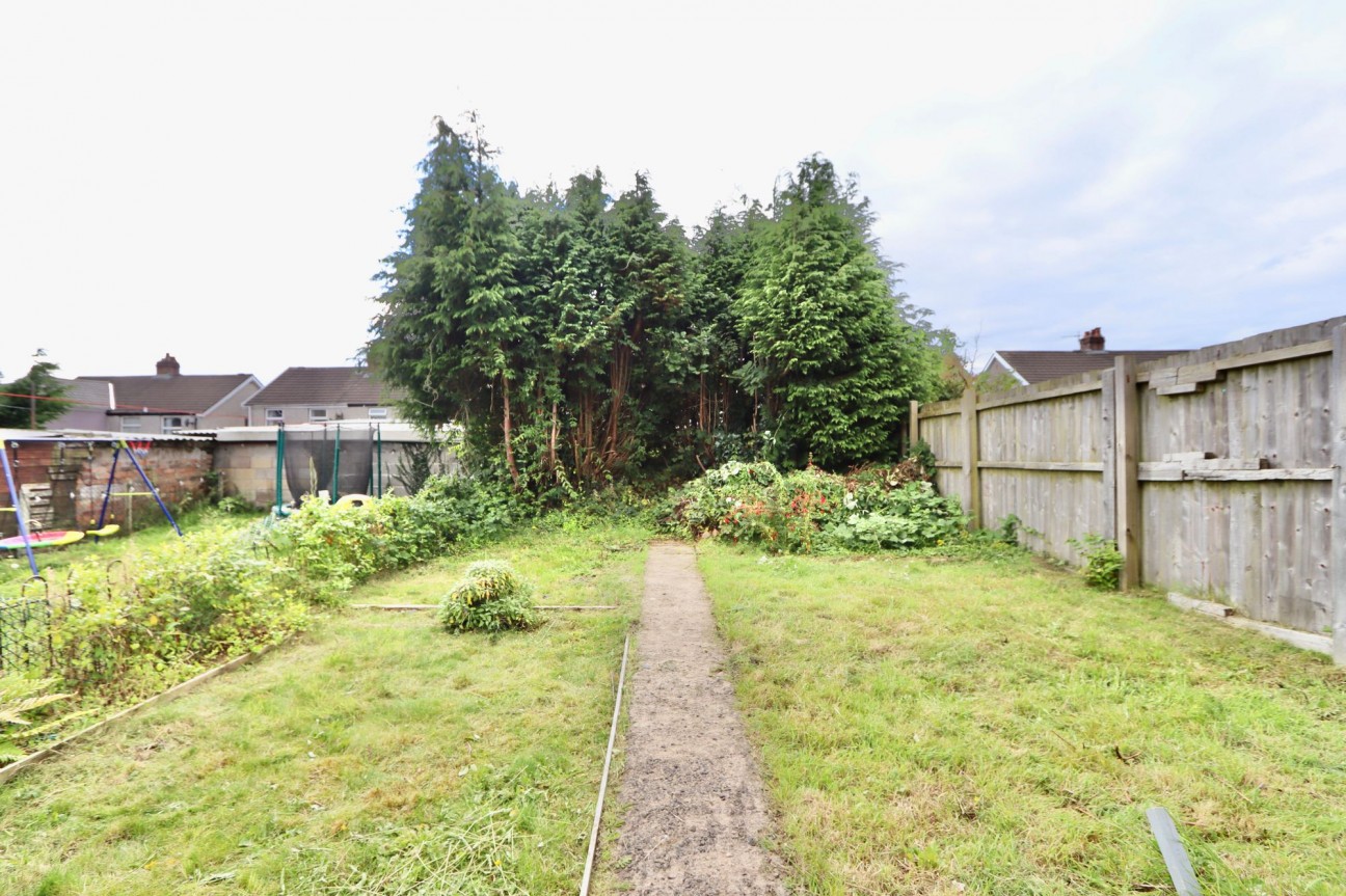 Derwendeg Avenue, Cefn Fforest, NP12