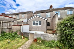Derwendeg Avenue, Cefn Fforest, NP12