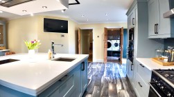 Darren Ddu Road, Ynysybwl, CF37