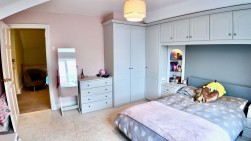 Darren Ddu Road, Ynysybwl, CF37