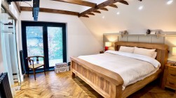 Darren Ddu Road, Ynysybwl, CF37