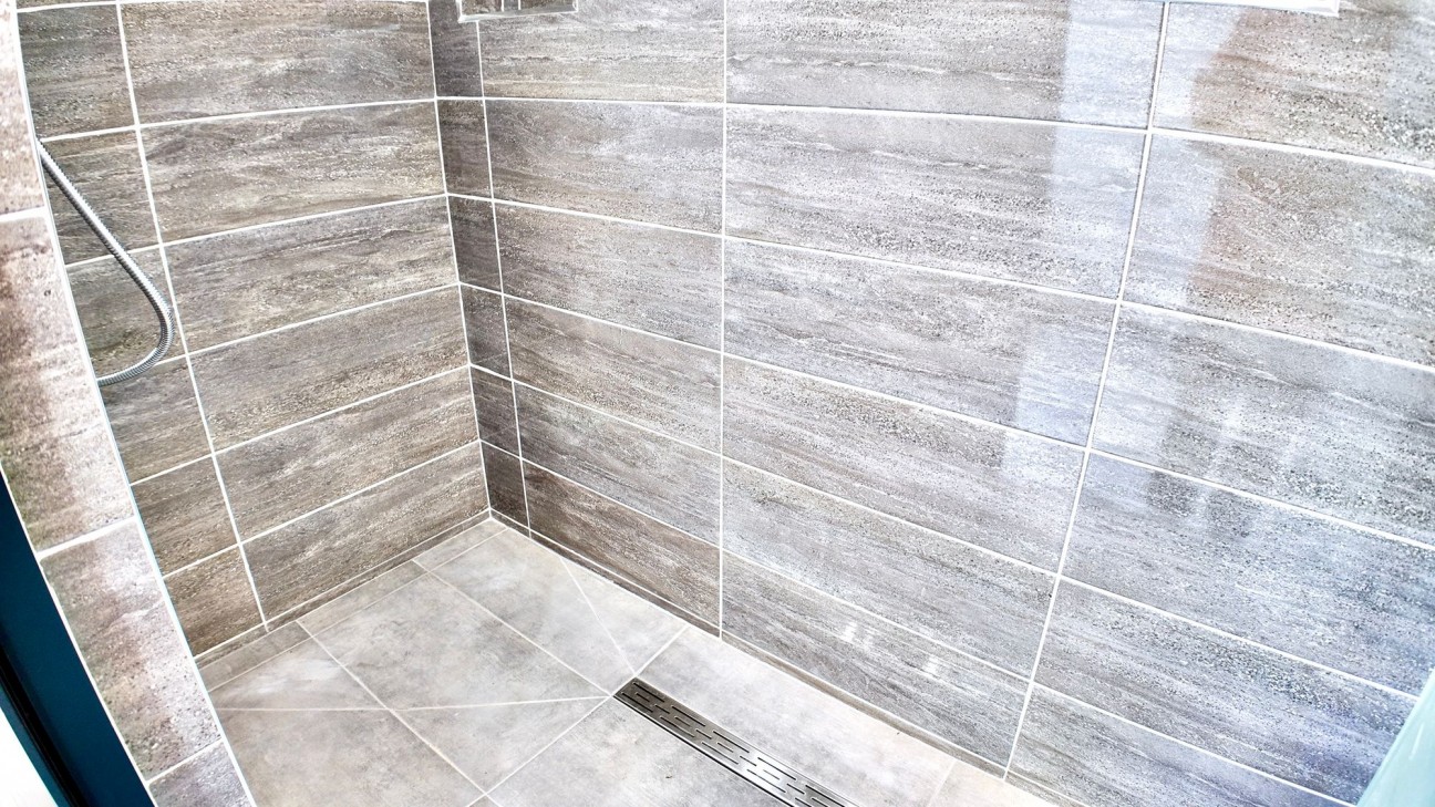 Darren Ddu Road, Ynysybwl, CF37