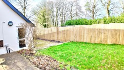 Darren Ddu Road, Ynysybwl, CF37