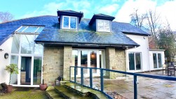 Darren Ddu Road, Ynysybwl, CF37