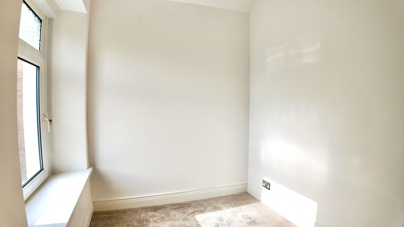 Troed-Y-Rhiw Road, Cross Keys, NP11