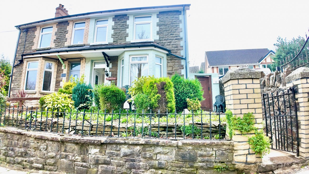 Troed-Y-Rhiw Road, Cross Keys, NP11