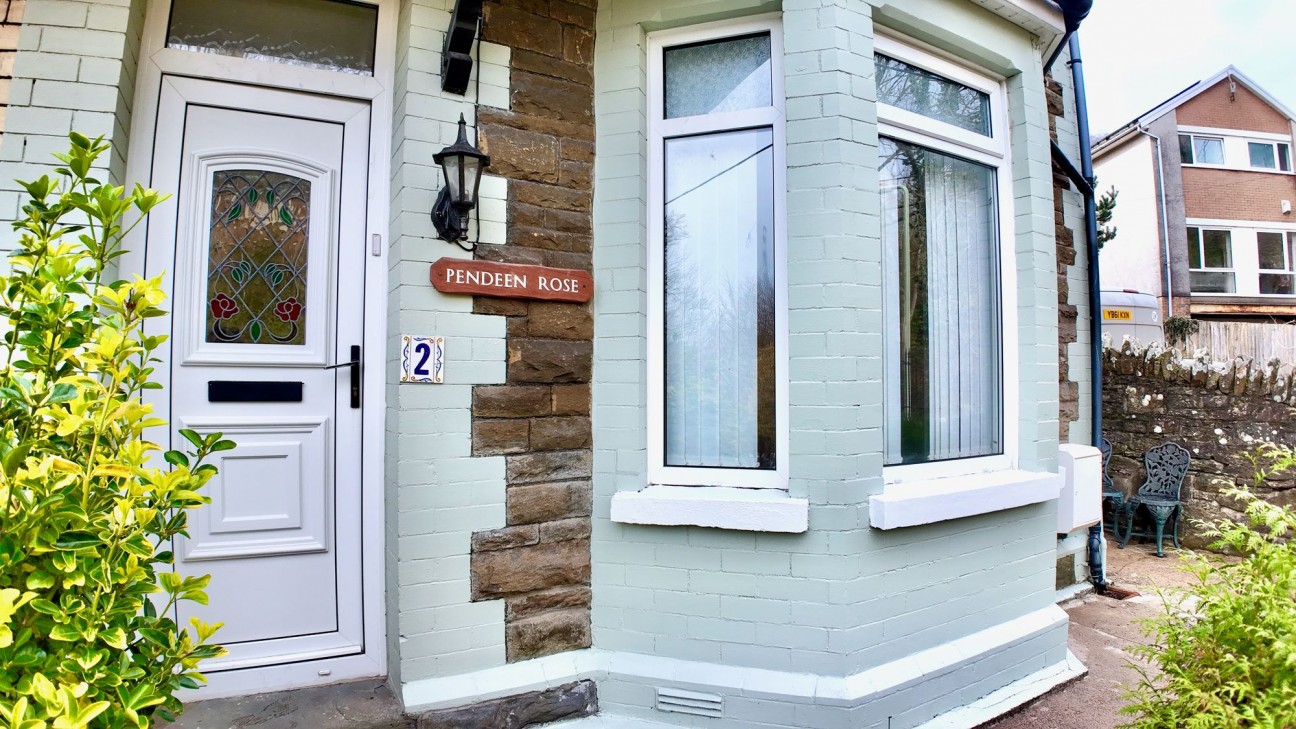 Troed-Y-Rhiw Road, Cross Keys, NP11