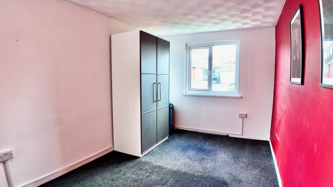 Solent Close, Pontllanfraith, NP12