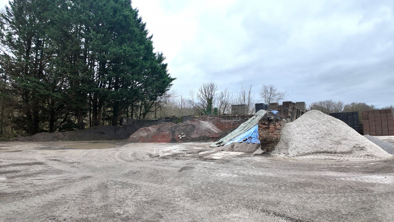 New Road, Hengoed, CF82