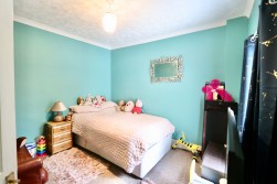 Lilian Road, Blackwood, NP12