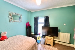 Lilian Road, Blackwood, NP12