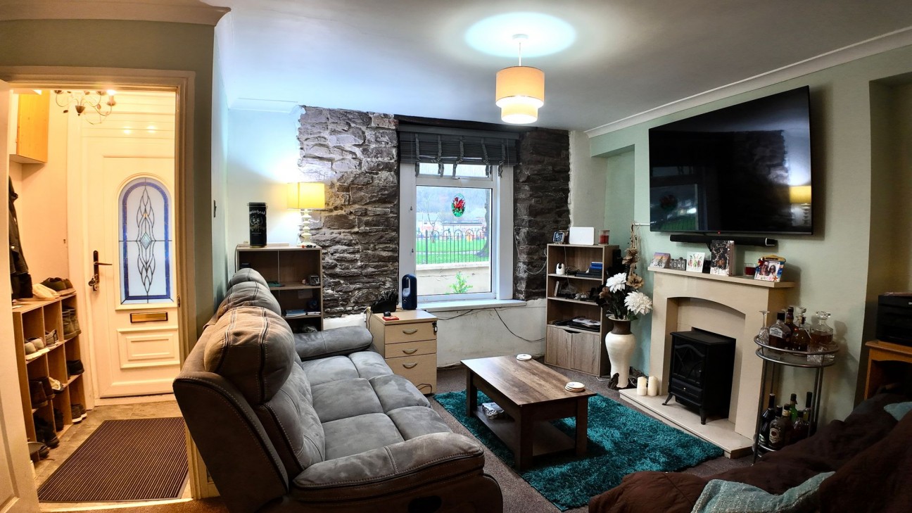 Station Road, Risca, NP11