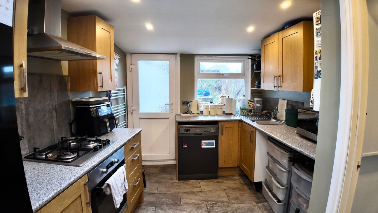 Station Road, Risca, NP11