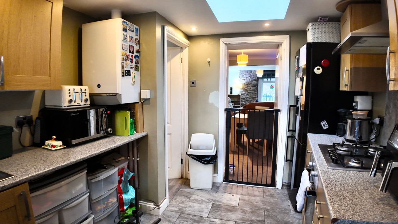 Station Road, Risca, NP11