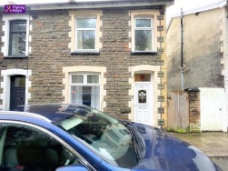 Tynewydd Terrace, Newbridge, NP11