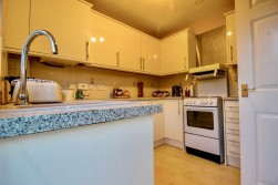 Ynys-Y-Coed, Oakdale, NP12