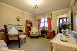Ynys-Y-Coed, Oakdale, NP12
