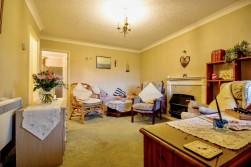 Ynys-Y-Coed, Oakdale, NP12