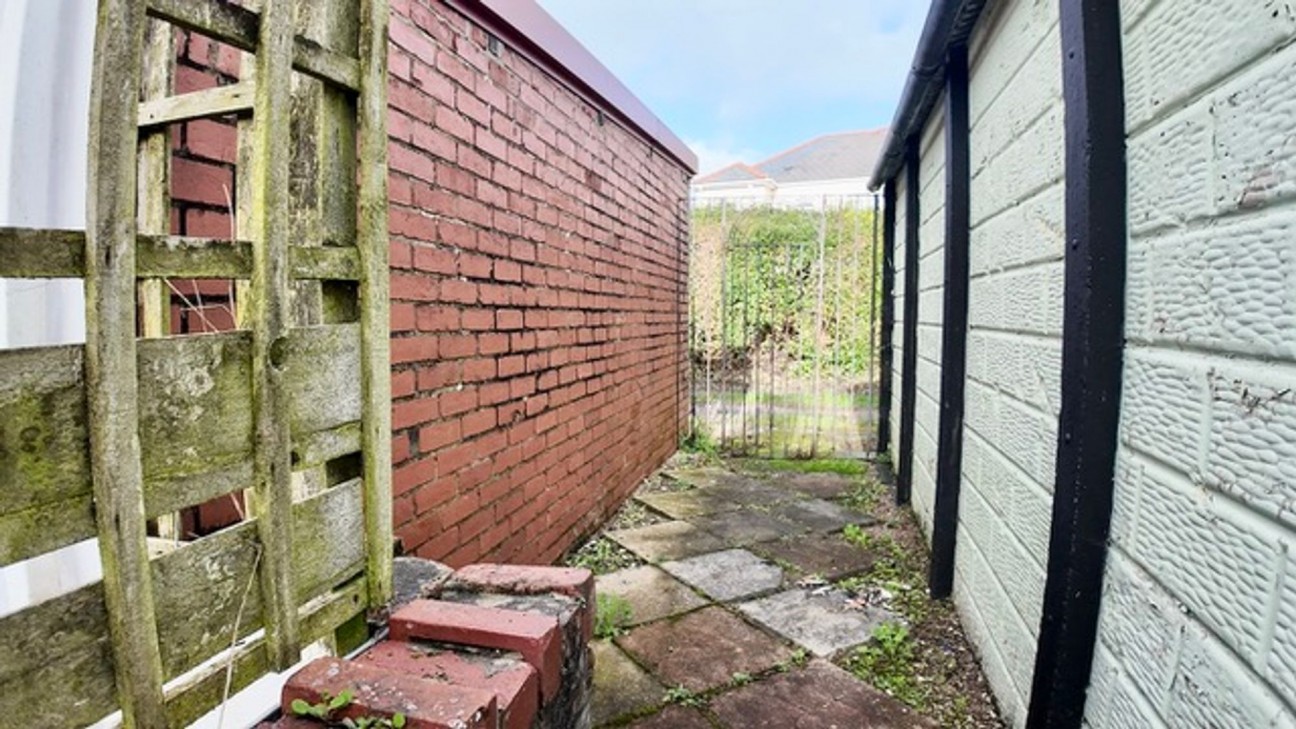 Christchurch Road, Newport, NP19