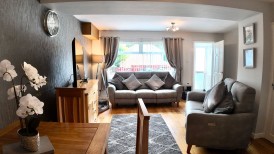 Penmaen Corner, Oakdale, NP12