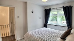 Penmaen Corner, Oakdale, NP12