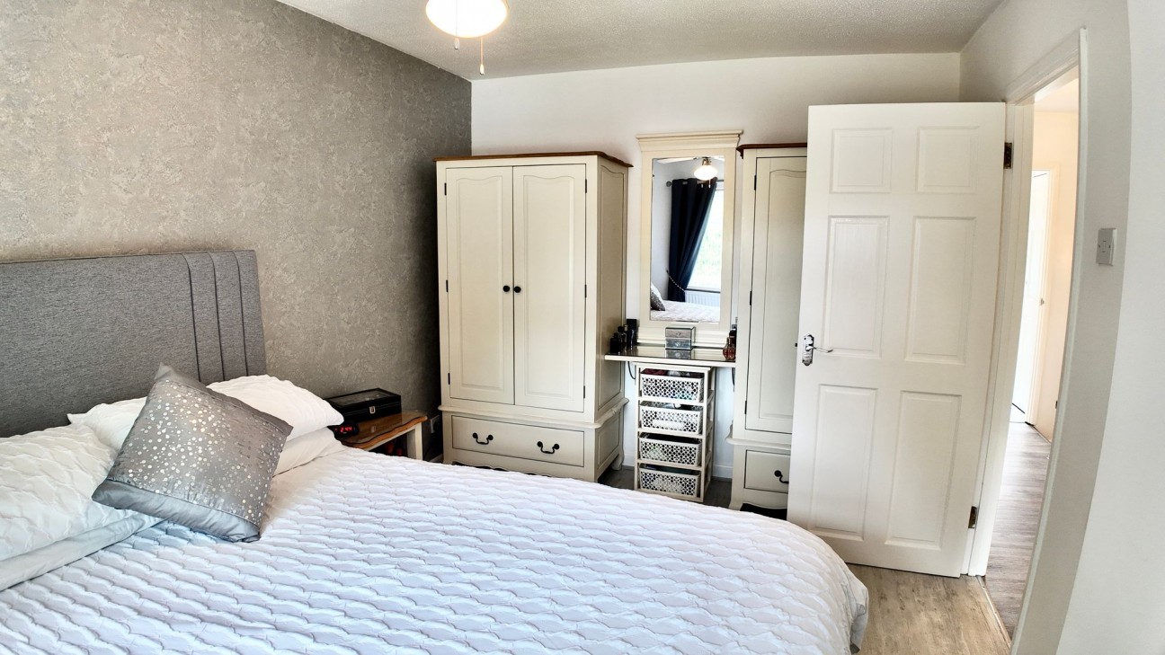 Penmaen Corner, Oakdale, NP12