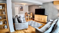 Penmaen Corner, Oakdale, NP12