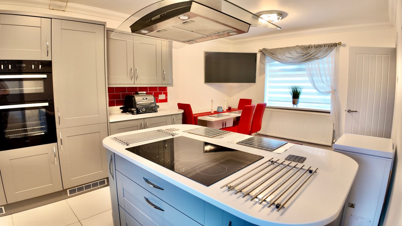 Upland Road, Pontllanfraith, NP12