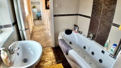 Upland Road, Pontllanfraith, NP12