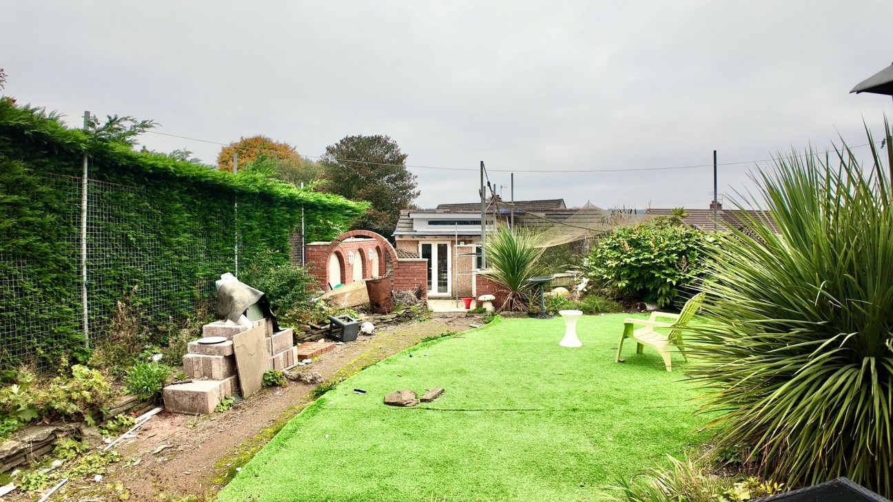 Upland Road, Pontllanfraith, NP12