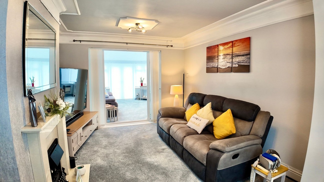 Upland Road, Pontllanfraith, NP12