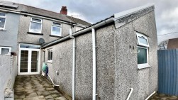 Pendarren Street, Penpedairheol, CF82