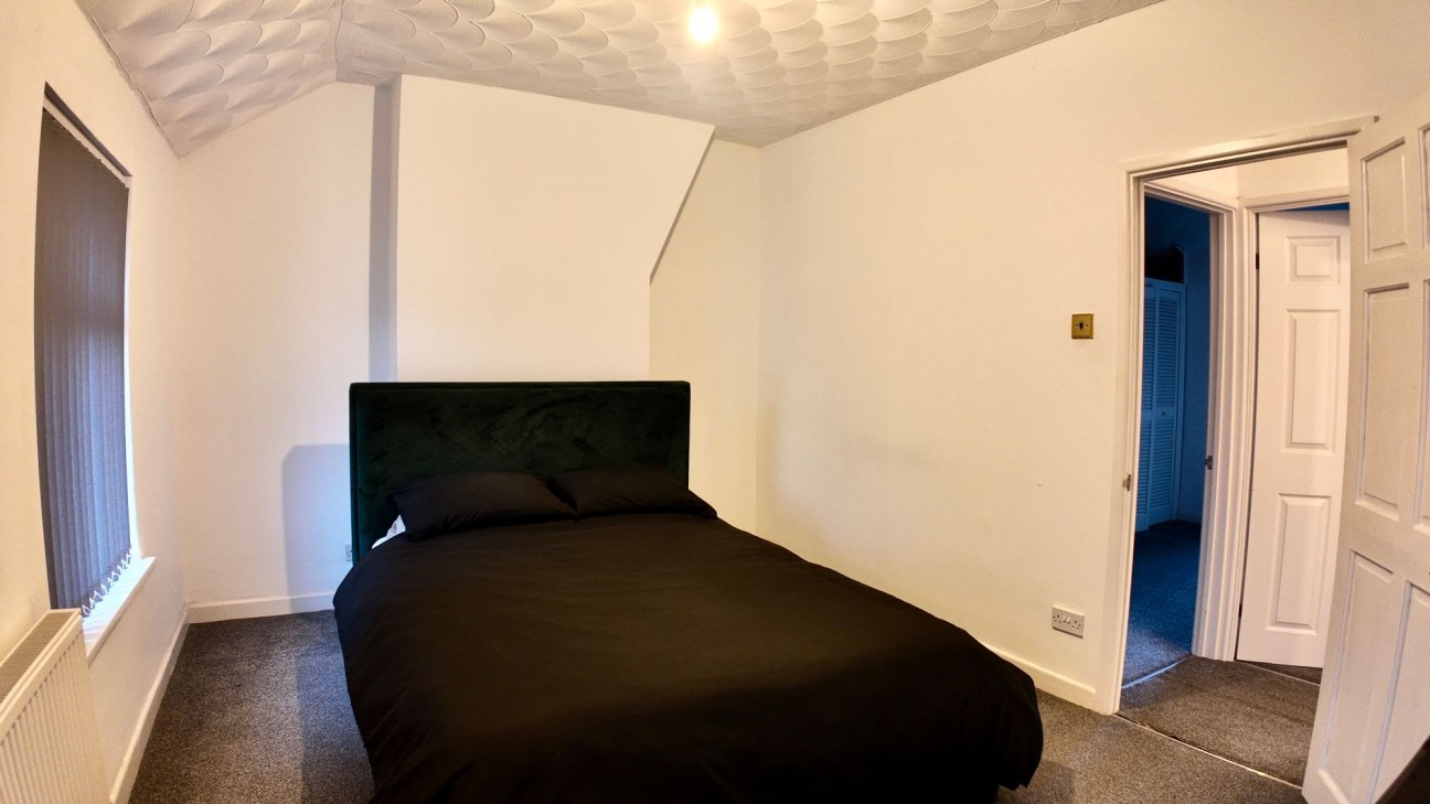 Pendarren Street, Penpedairheol, CF82