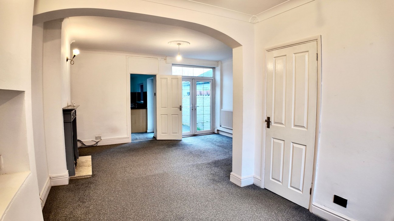 Pendarren Street, Penpedairheol, CF82