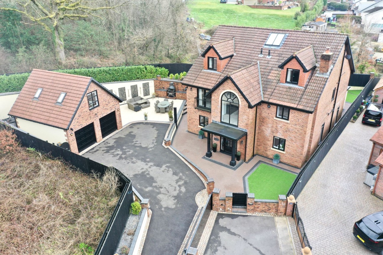 Oak Tree Rise, Newbridge, NP11