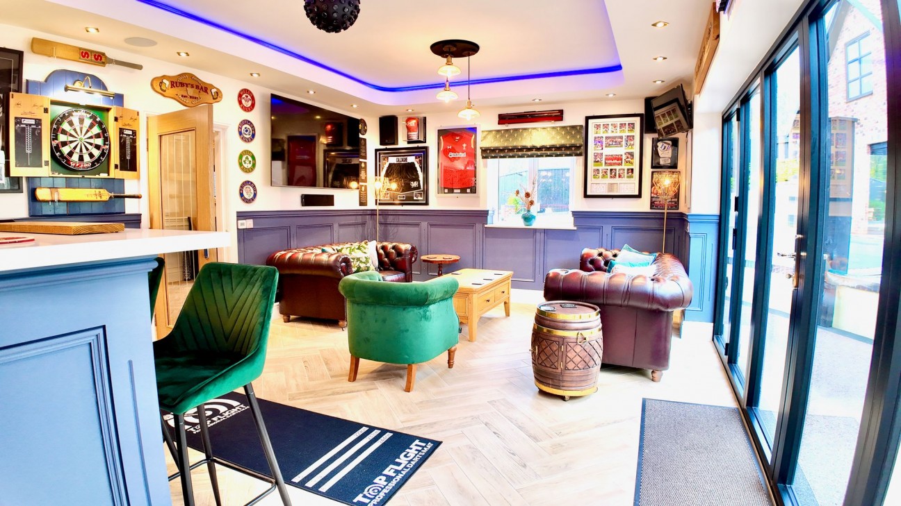 Oak Tree Rise, Newbridge, NP11