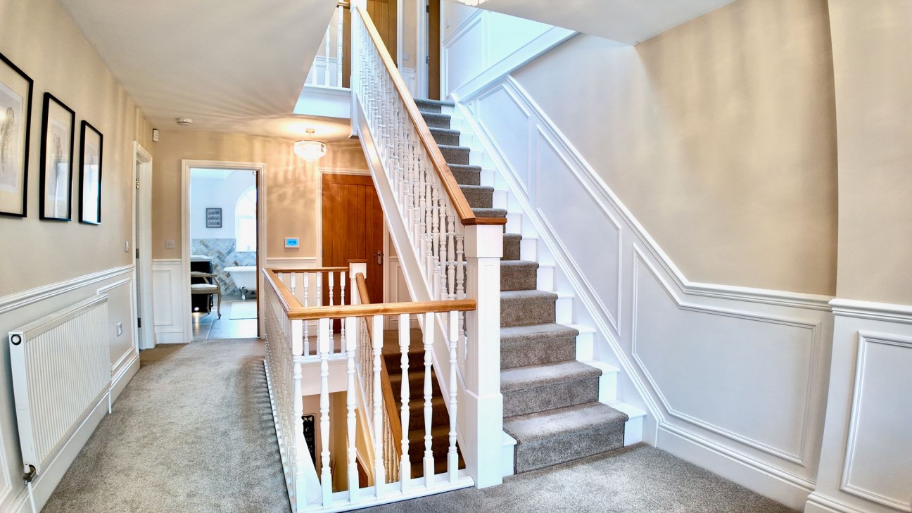 Oak Tree Rise, Newbridge, NP11