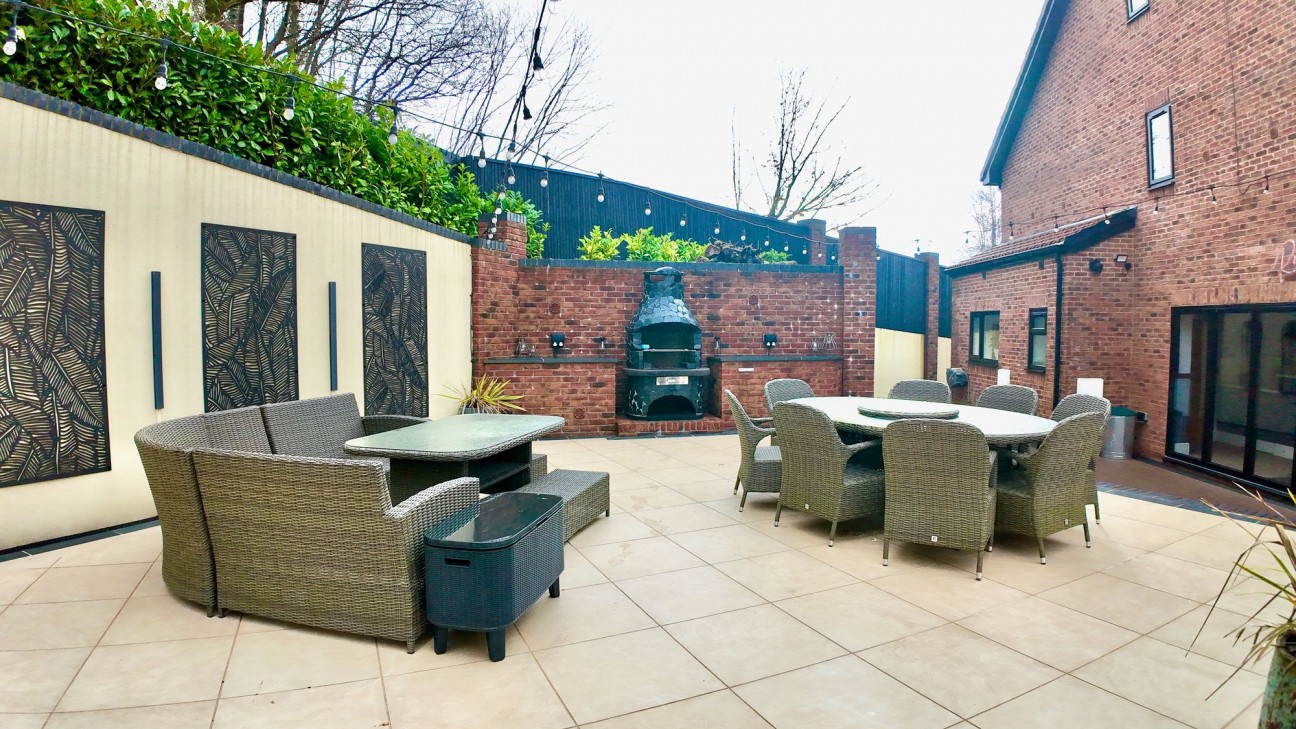 Oak Tree Rise, Newbridge, NP11