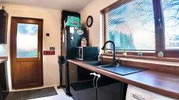 Cwrt Hendre, Fairview, NP12