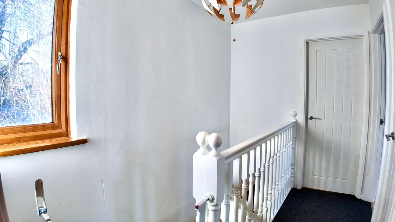 Cwrt Hendre, Fairview, NP12