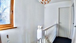 Cwrt Hendre, Fairview, NP12