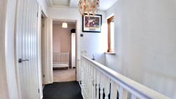 Cwrt Hendre, Fairview, NP12