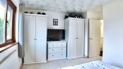 Cwrt Hendre, Fairview, NP12