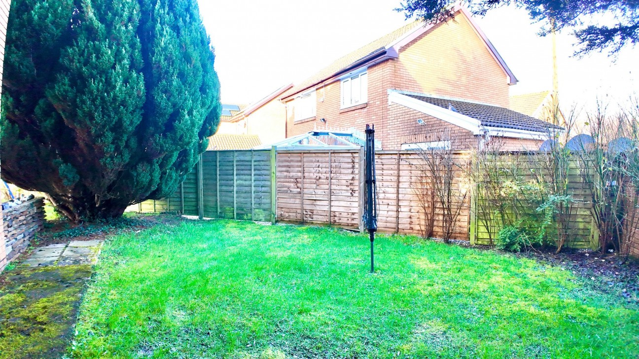 Cwrt Hendre, Fairview, NP12